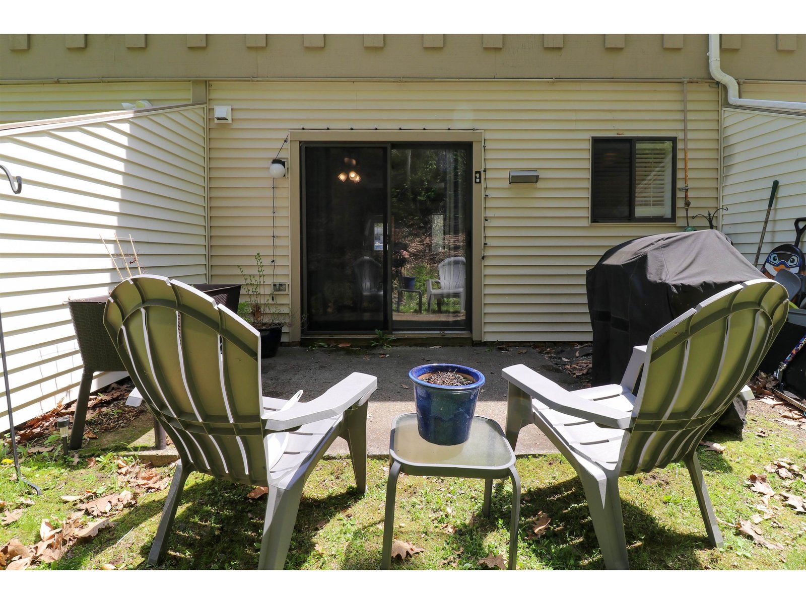 133 Colonial Drive, Unit 403