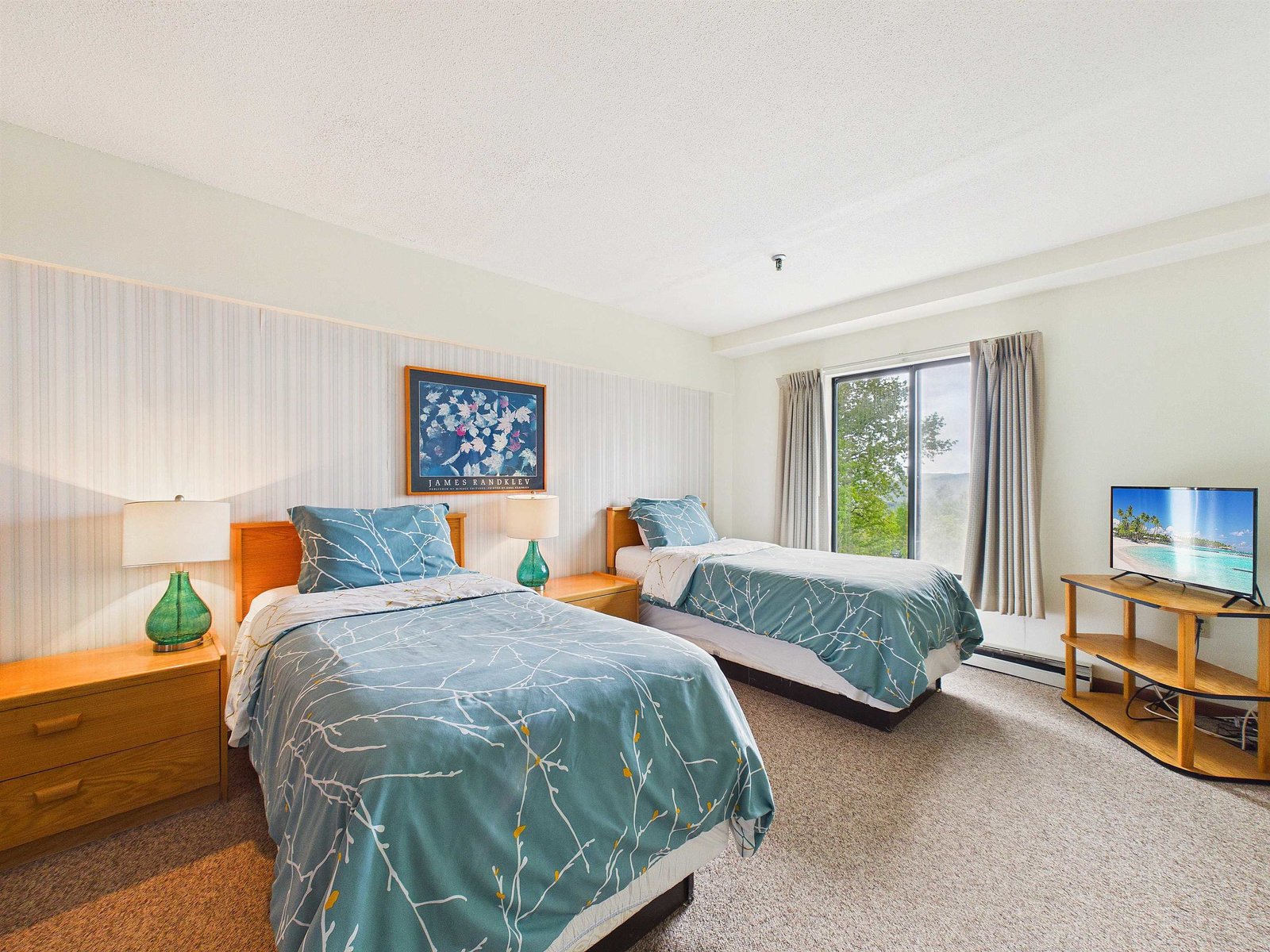 133 East Mountain Road, Unit 3B07