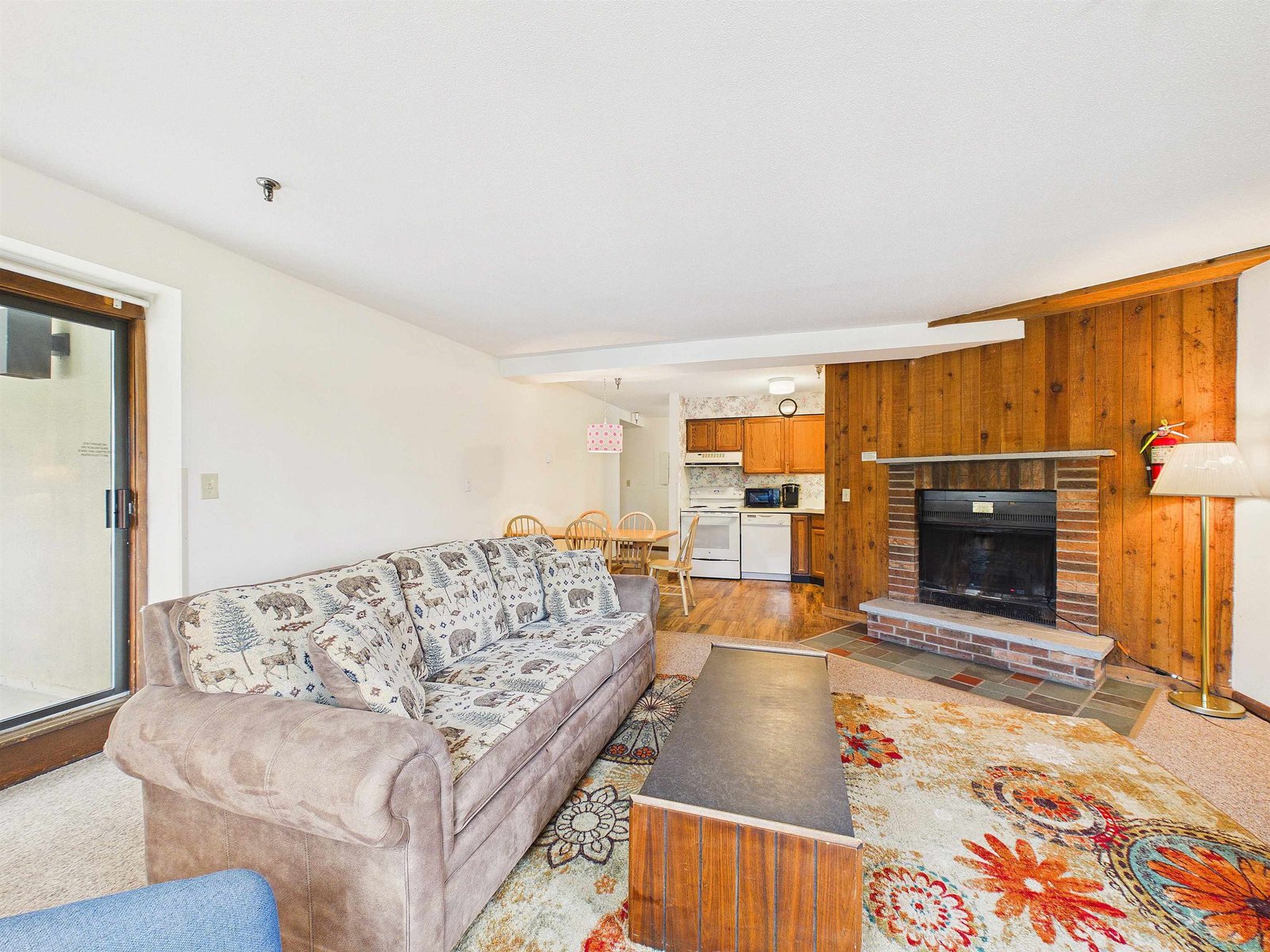 133 East Mountain Road, Unit 3B07