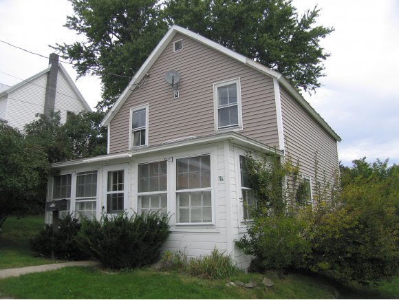 133 Highland Ave