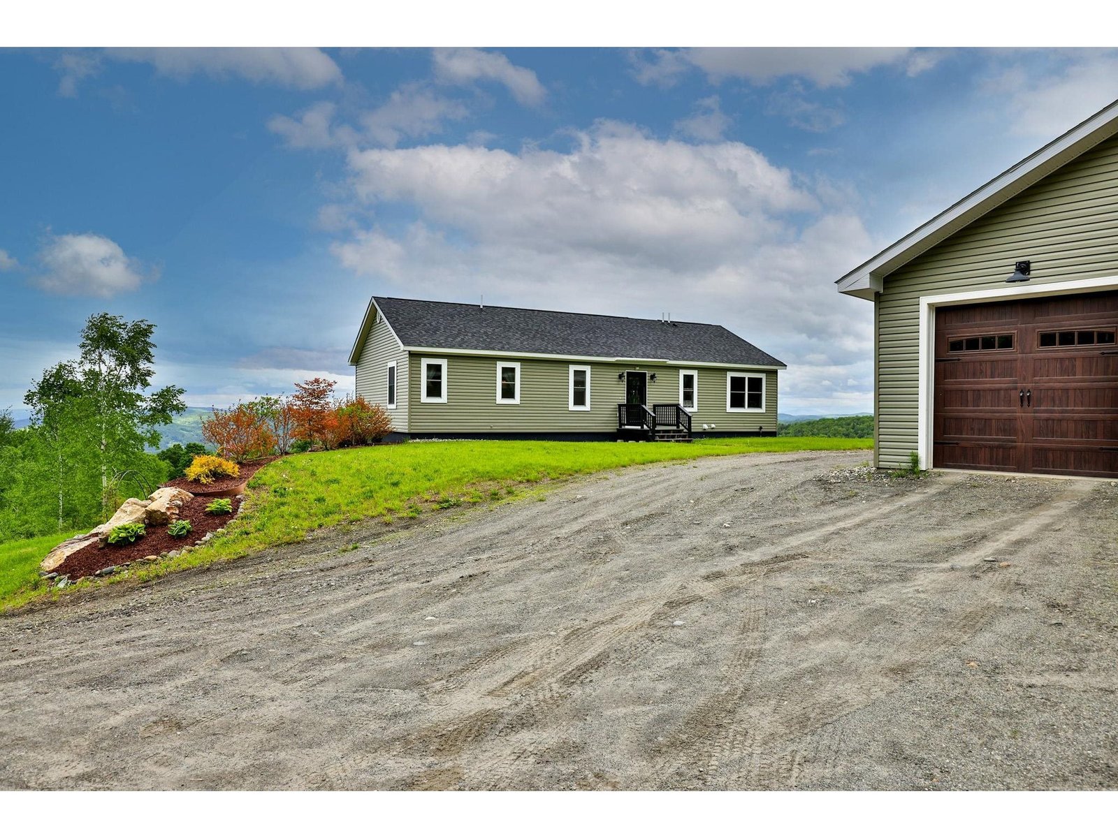 133 Rousseau Road