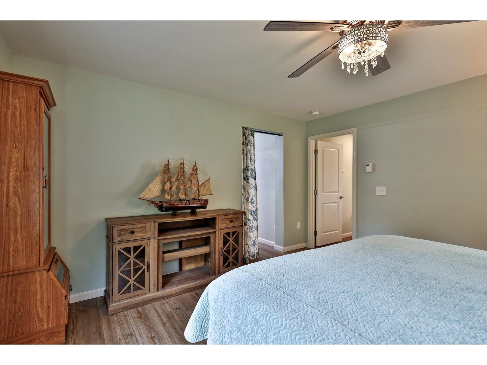 133 Rousseau Road