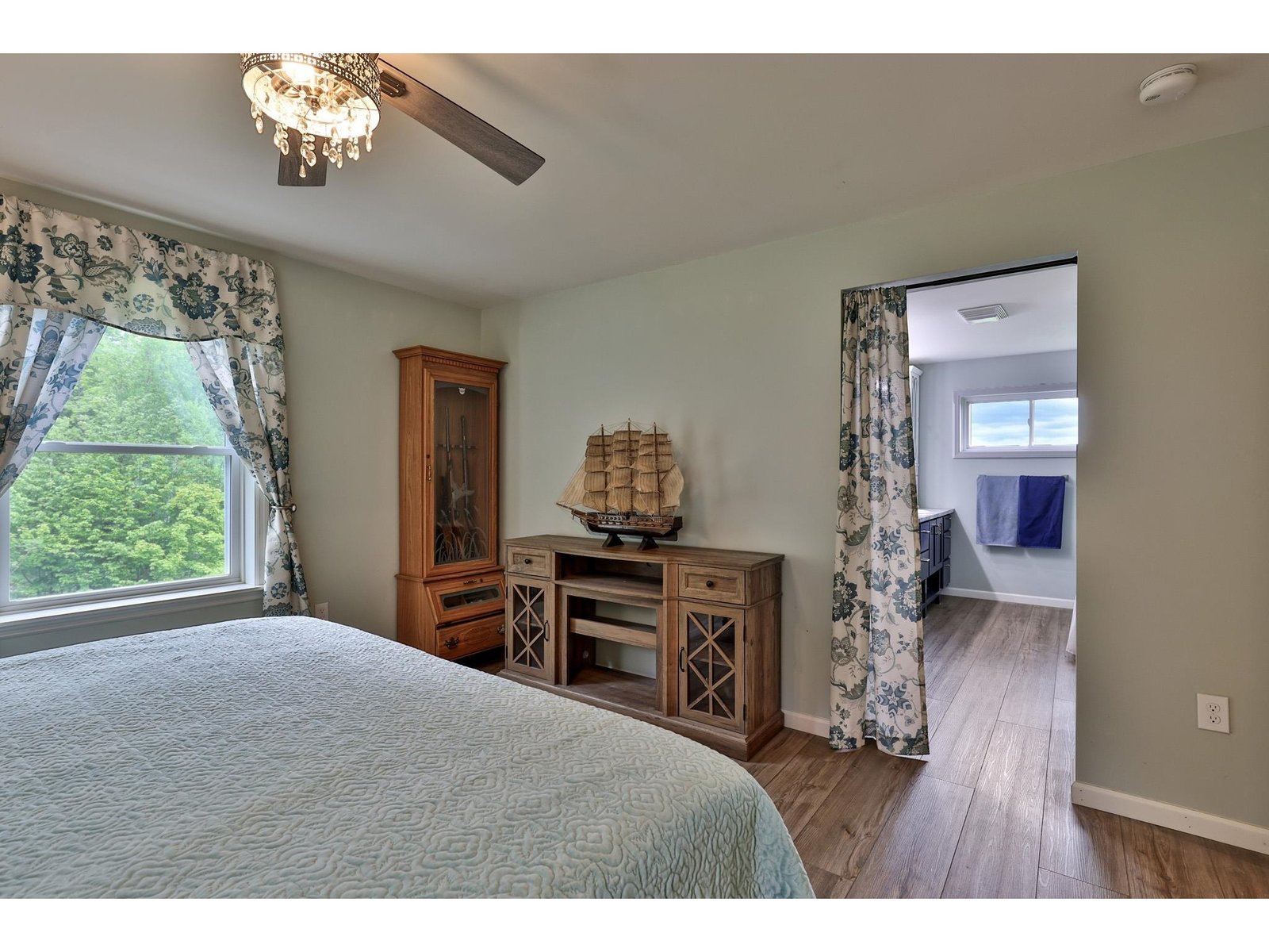 133 Rousseau Road