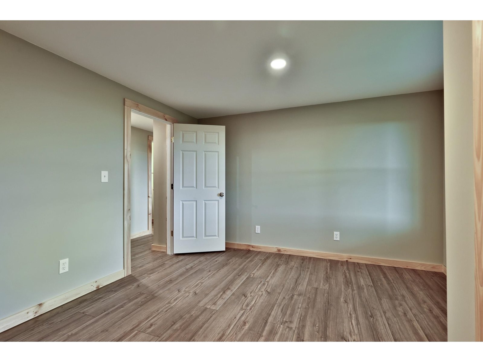 133 Rousseau Road