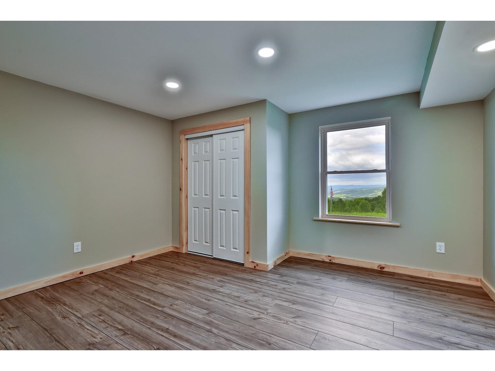 133 Rousseau Road