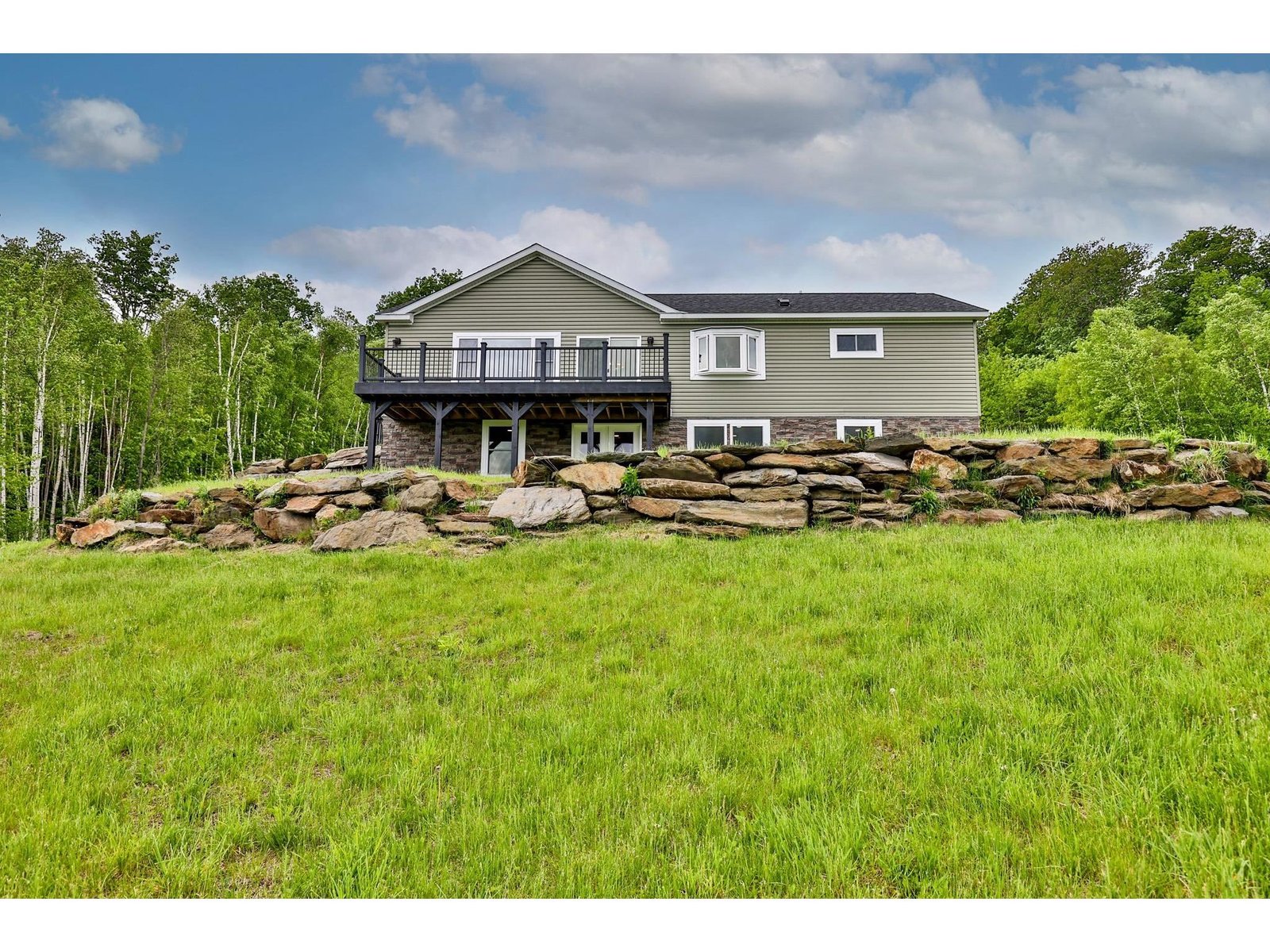 133 Rousseau Road