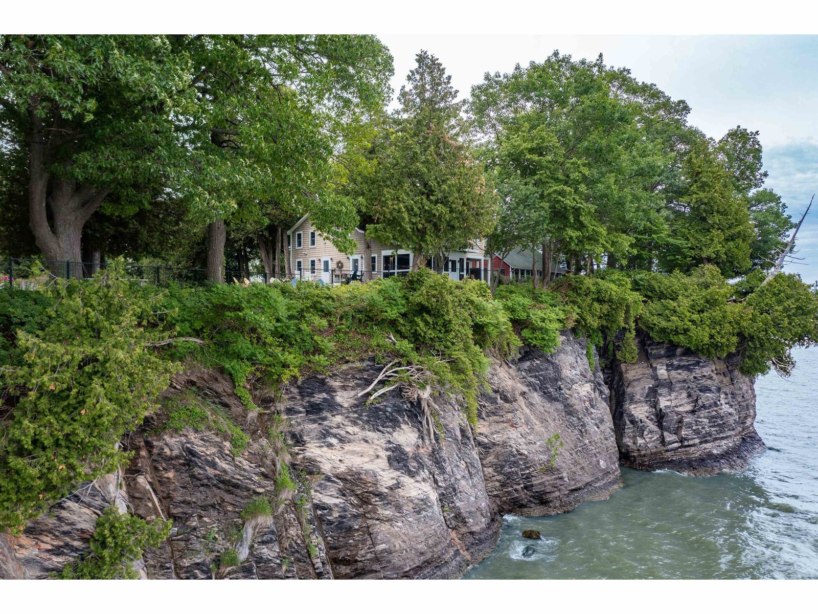 1333 Colchester Point Road