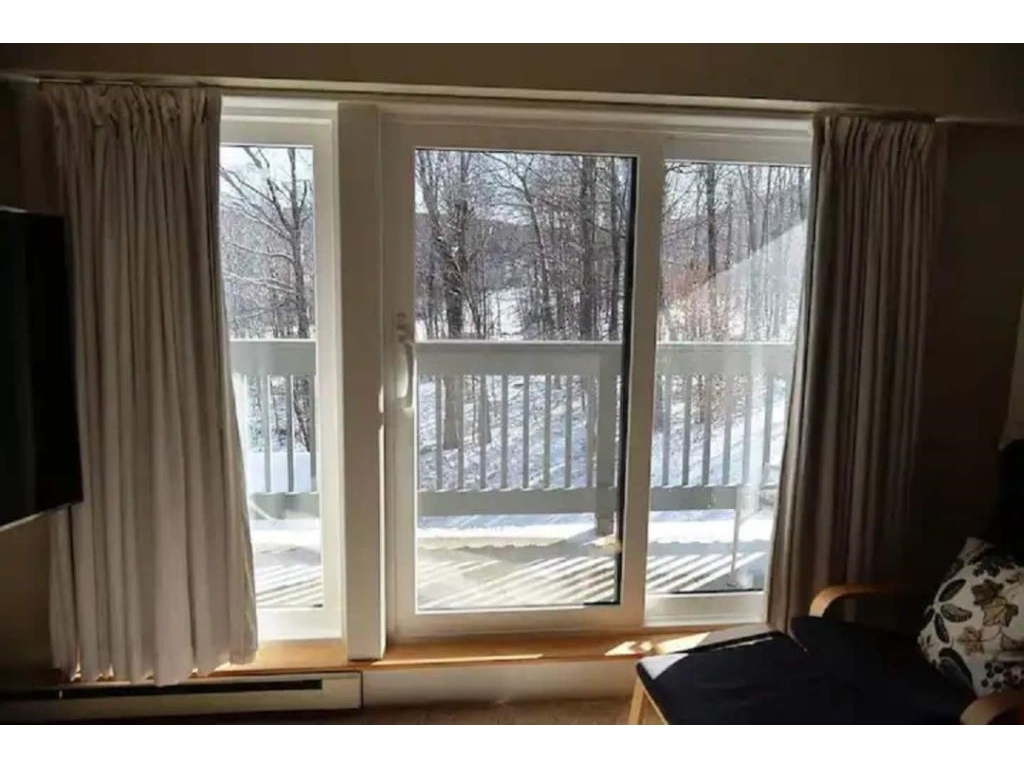 135 E Mountain Road, Unit 1D5