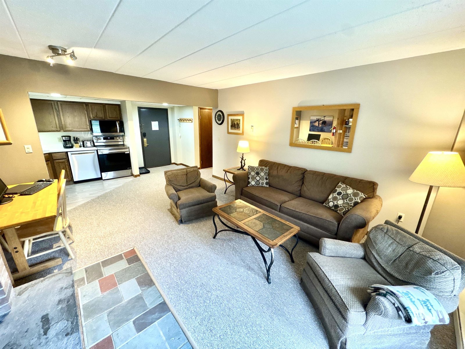 135 East Mountain Road, Unit 1-A-3