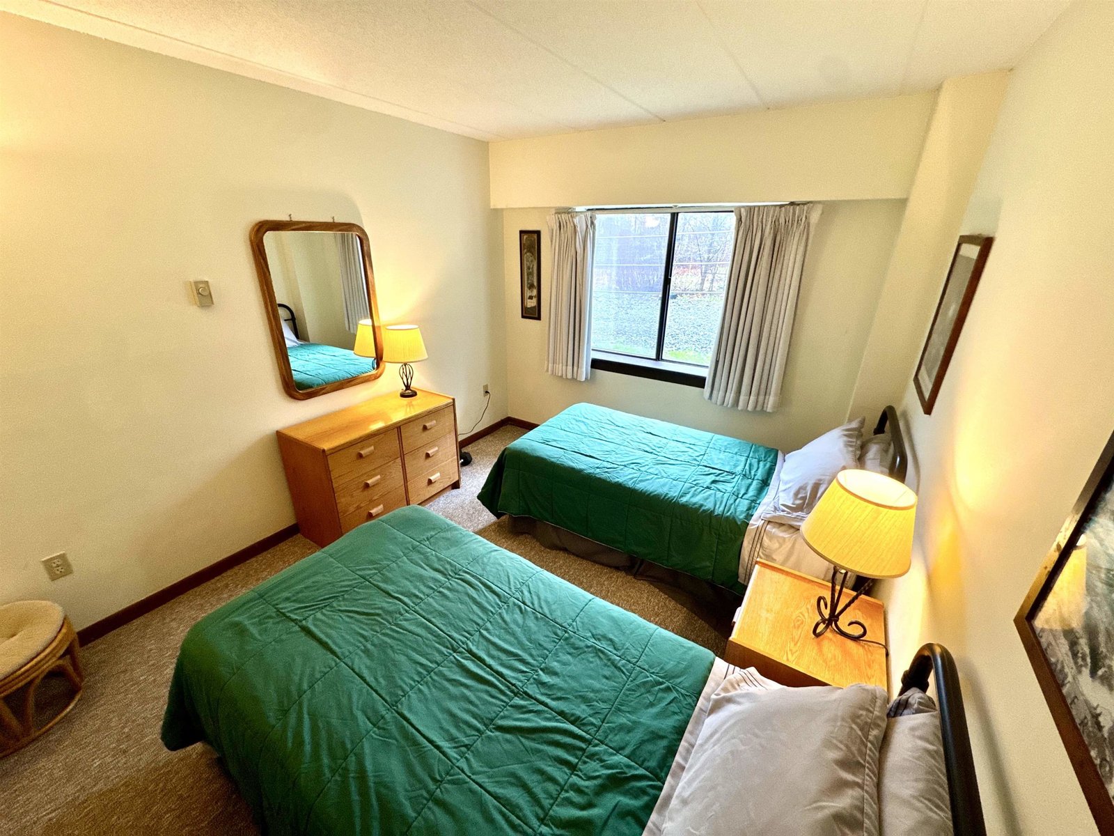 135 East Mountain Road, Unit 1-A-3