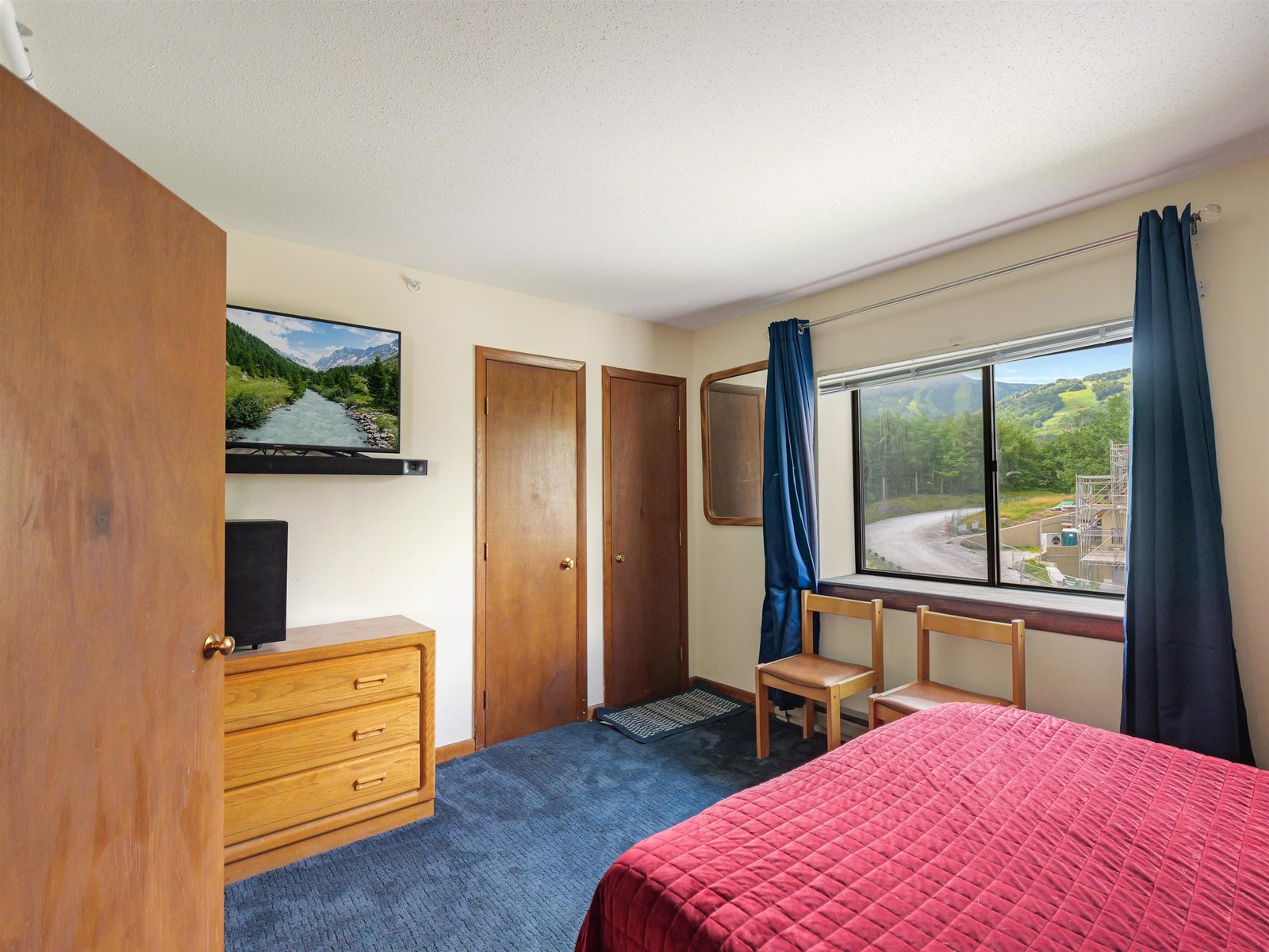 135 East Mountain Road, Unit 1G6