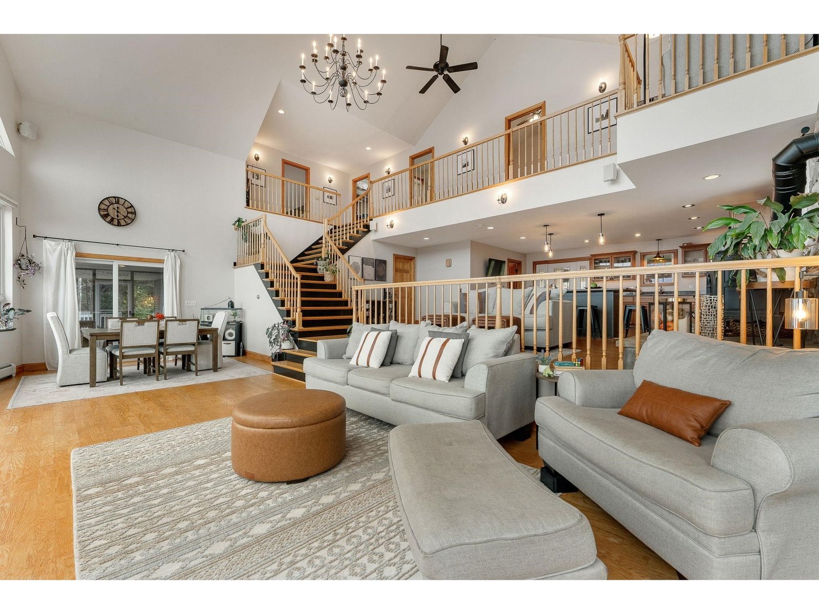 135 Hillcrest Heights