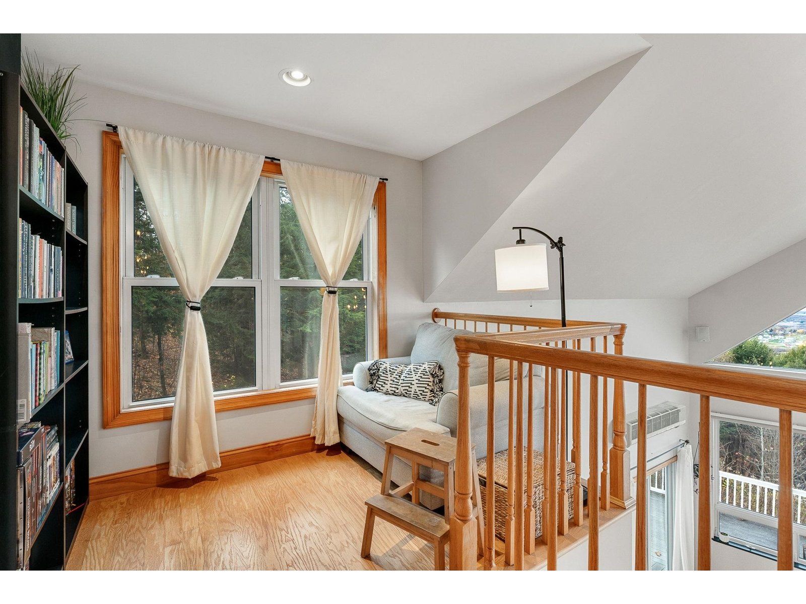 135 Hillcrest Heights