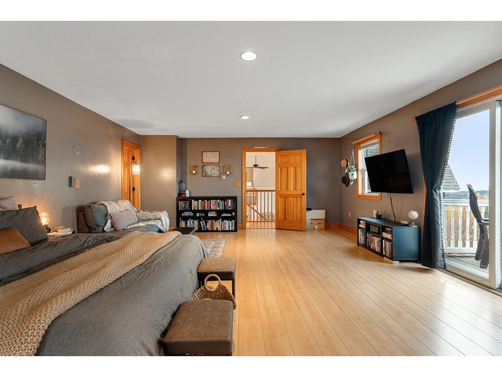 135 Hillcrest Heights