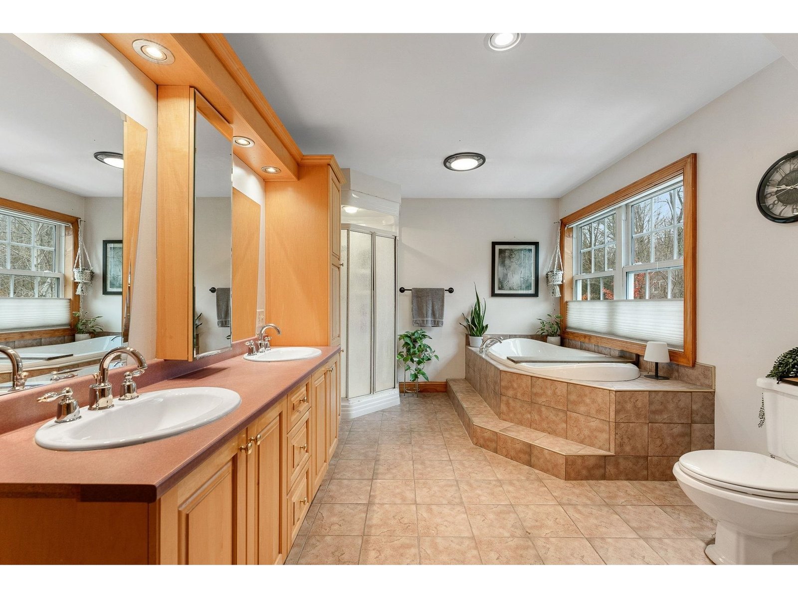 135 Hillcrest Heights