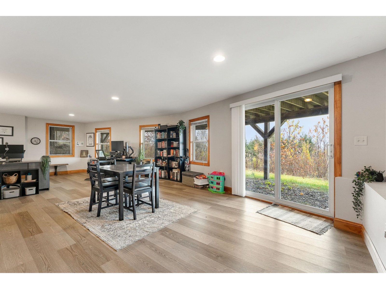 135 Hillcrest Heights