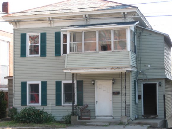 135 Main St