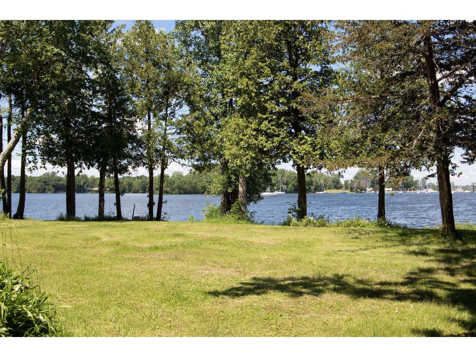 135 Savage Point North
