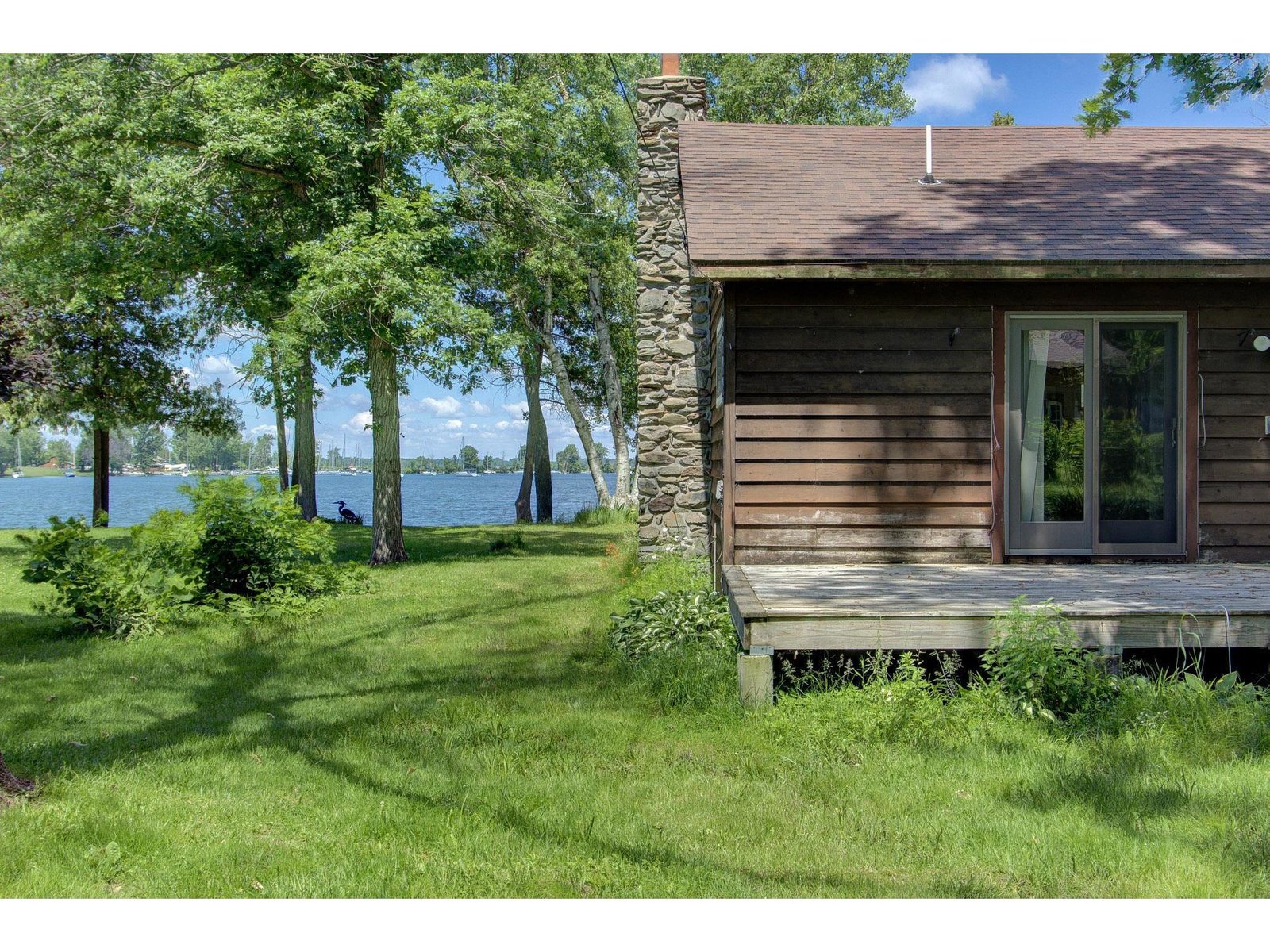 135 Savage Point North