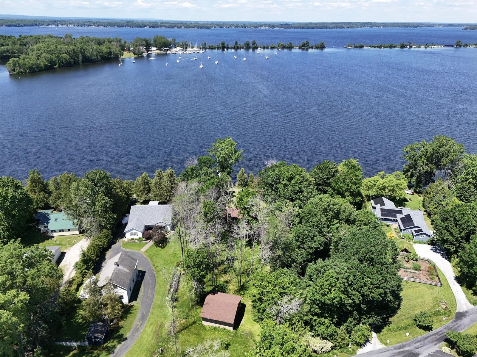 135 Savage Point North