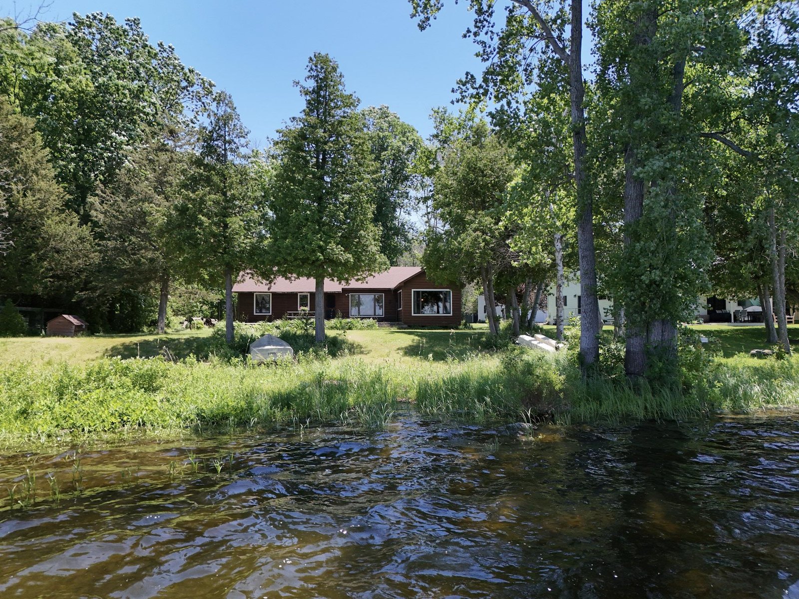 135 Savage Point North