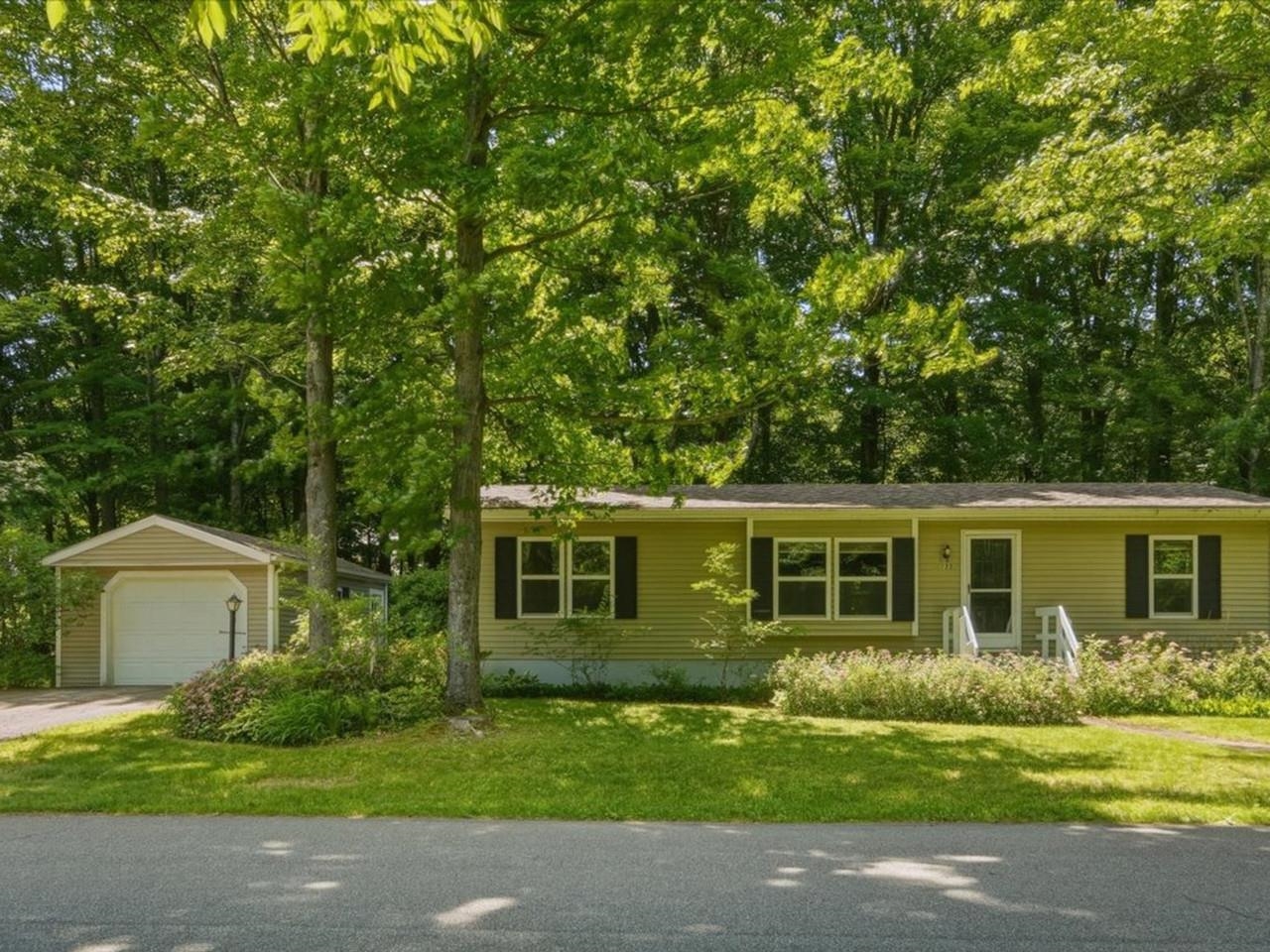 135 Williston Woods
