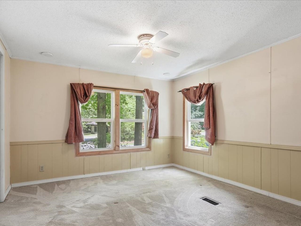 135 Williston Woods Road