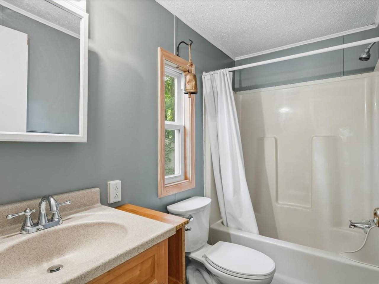 En Suite Bathroom