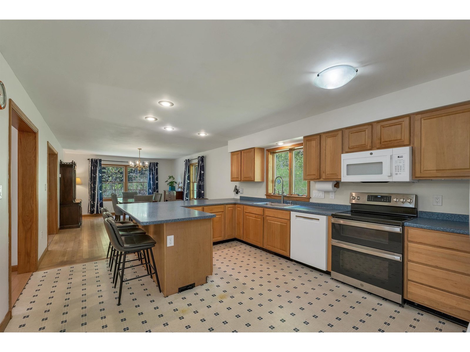 1350 Barker Road