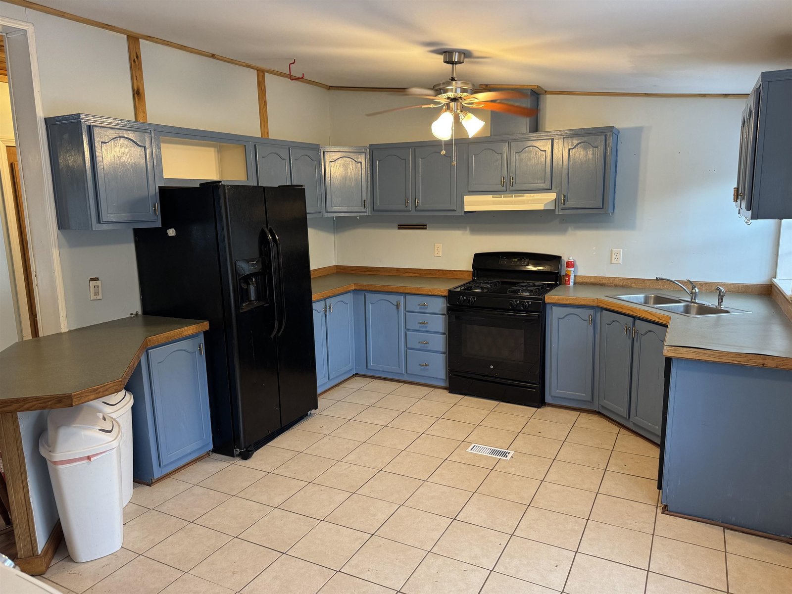 1352 Mud Hollow Road