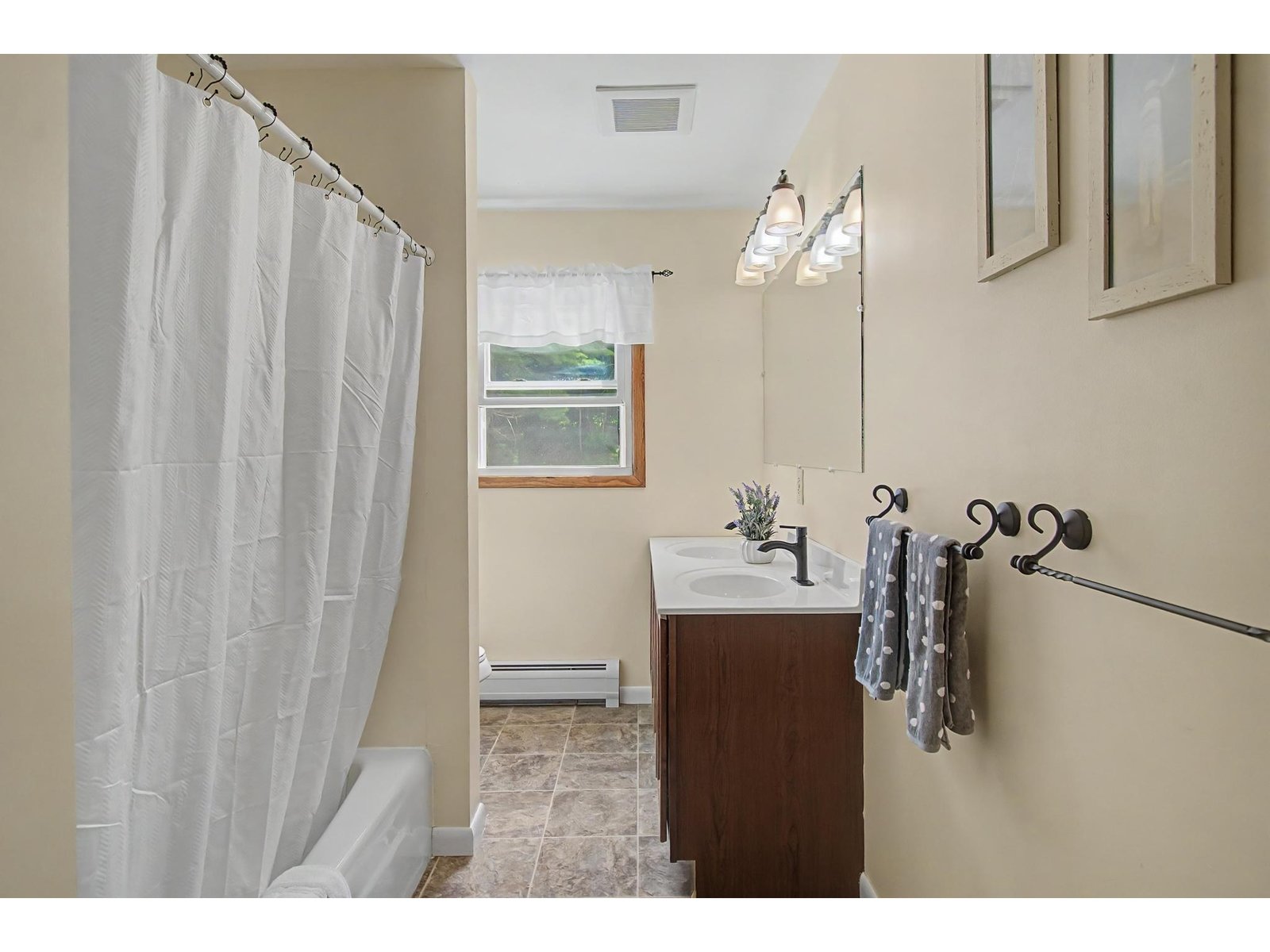 1st Floor Full Bath