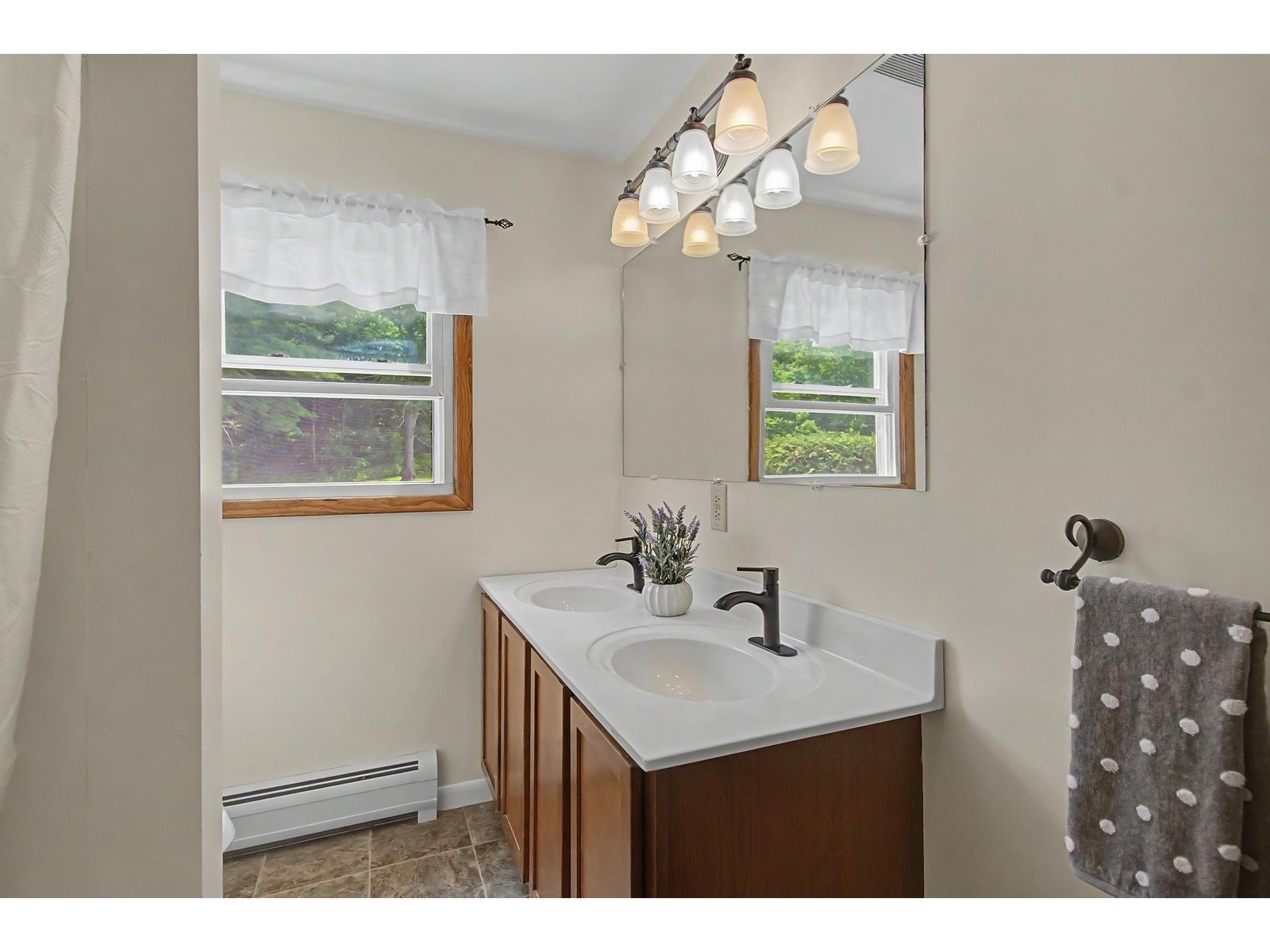 1st Floor Full Bath