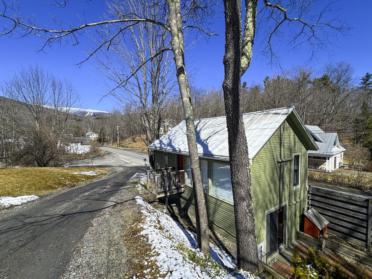 136 Brook Road
