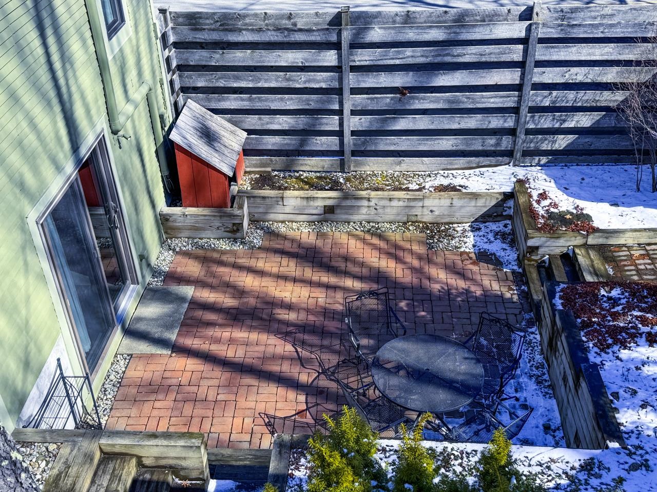 136 Brook Road