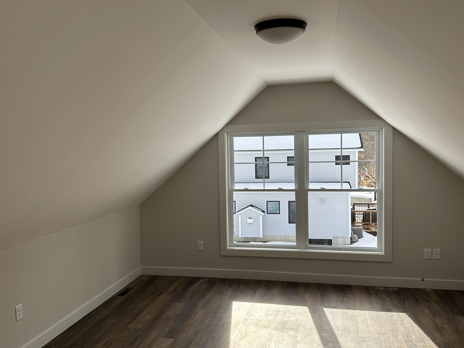 136 Camber Lane, Unit 12
