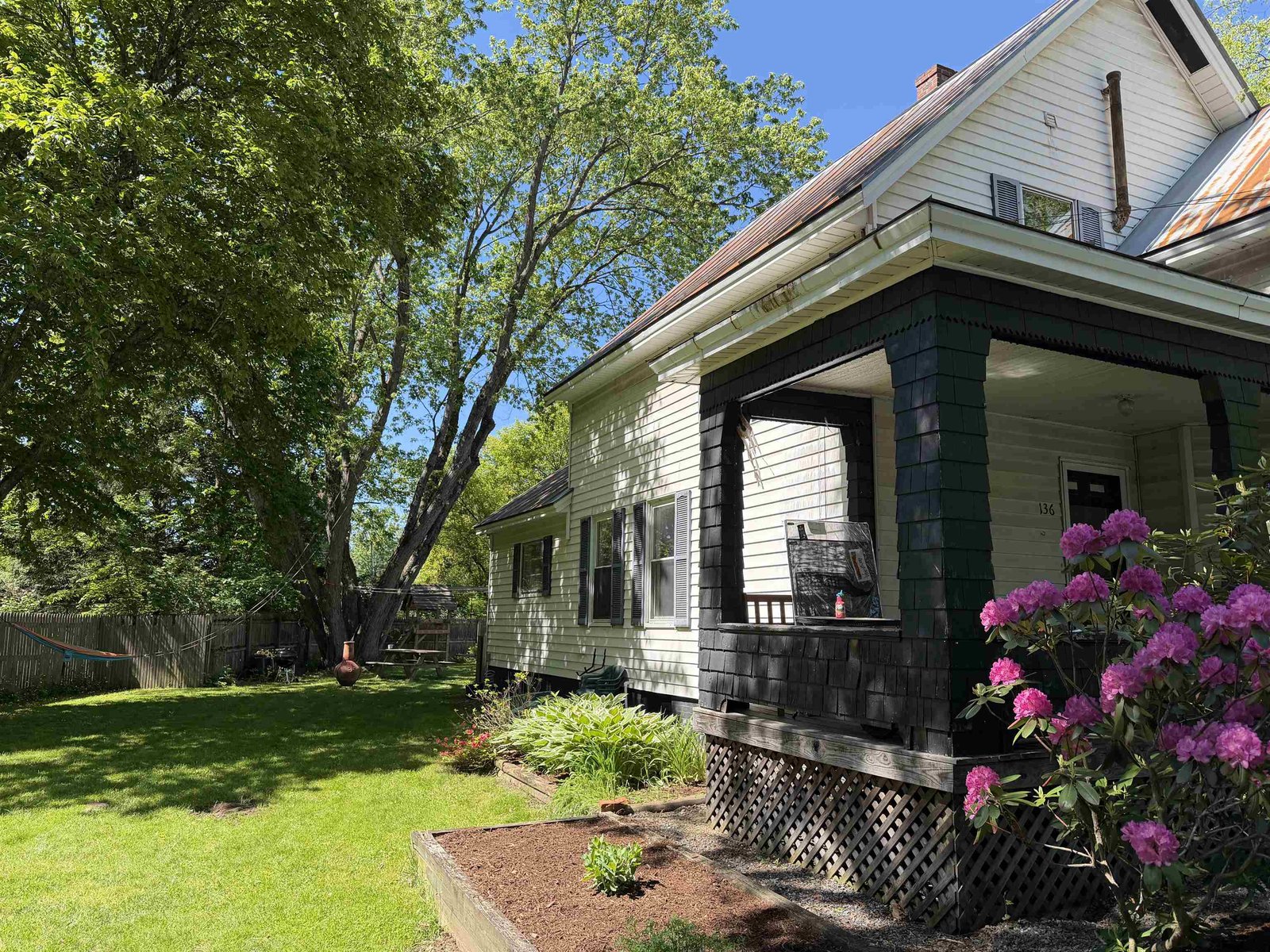 136 Horseshoe Avenue