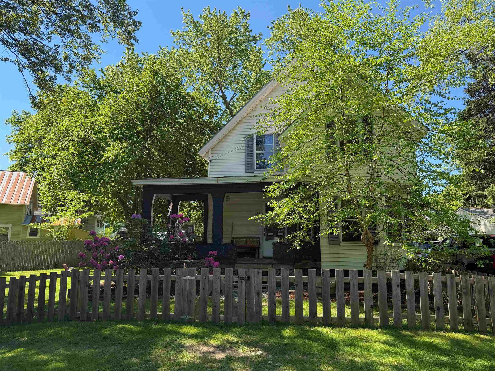 136 Horseshoe Avenue