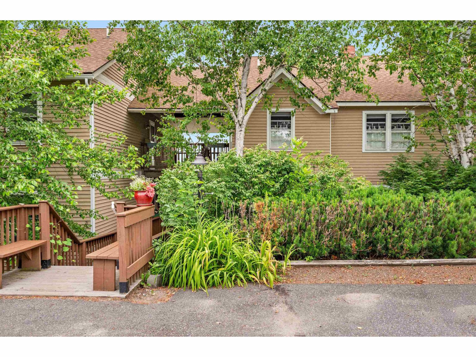 136 Murray Hill Drive, Unit 23