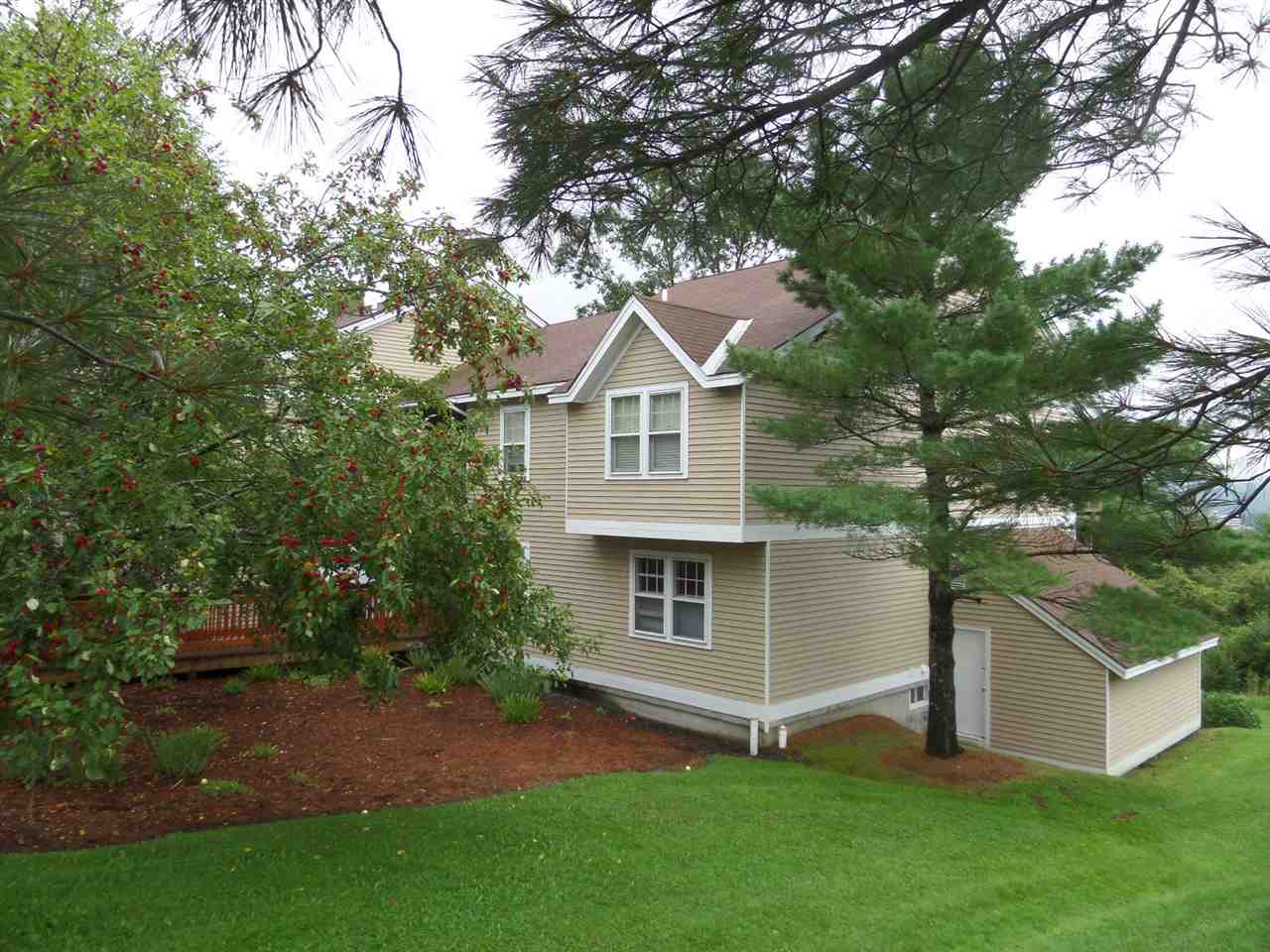 136 Murray Hill, Unit #27