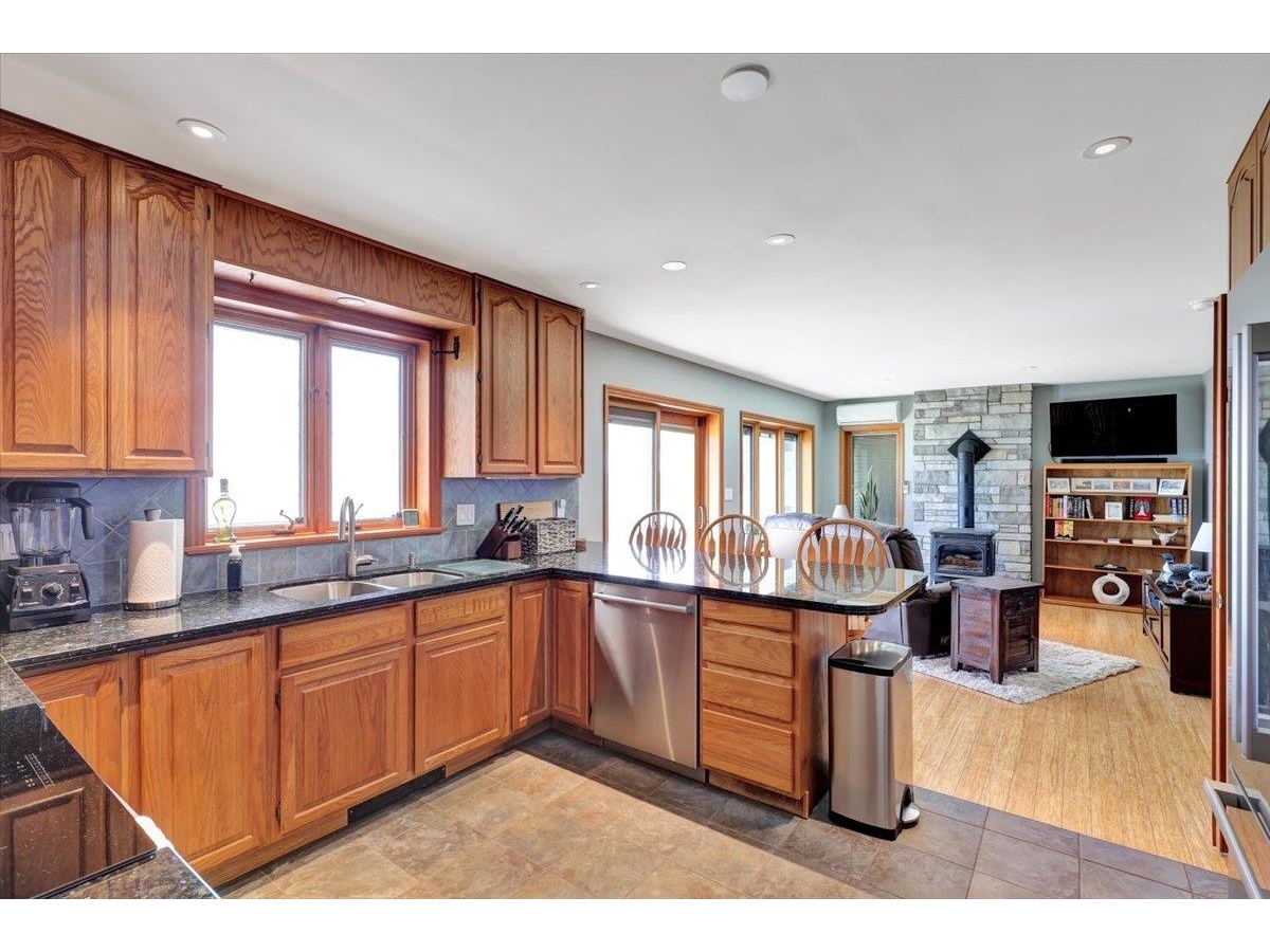 1360 Windmill Point Road