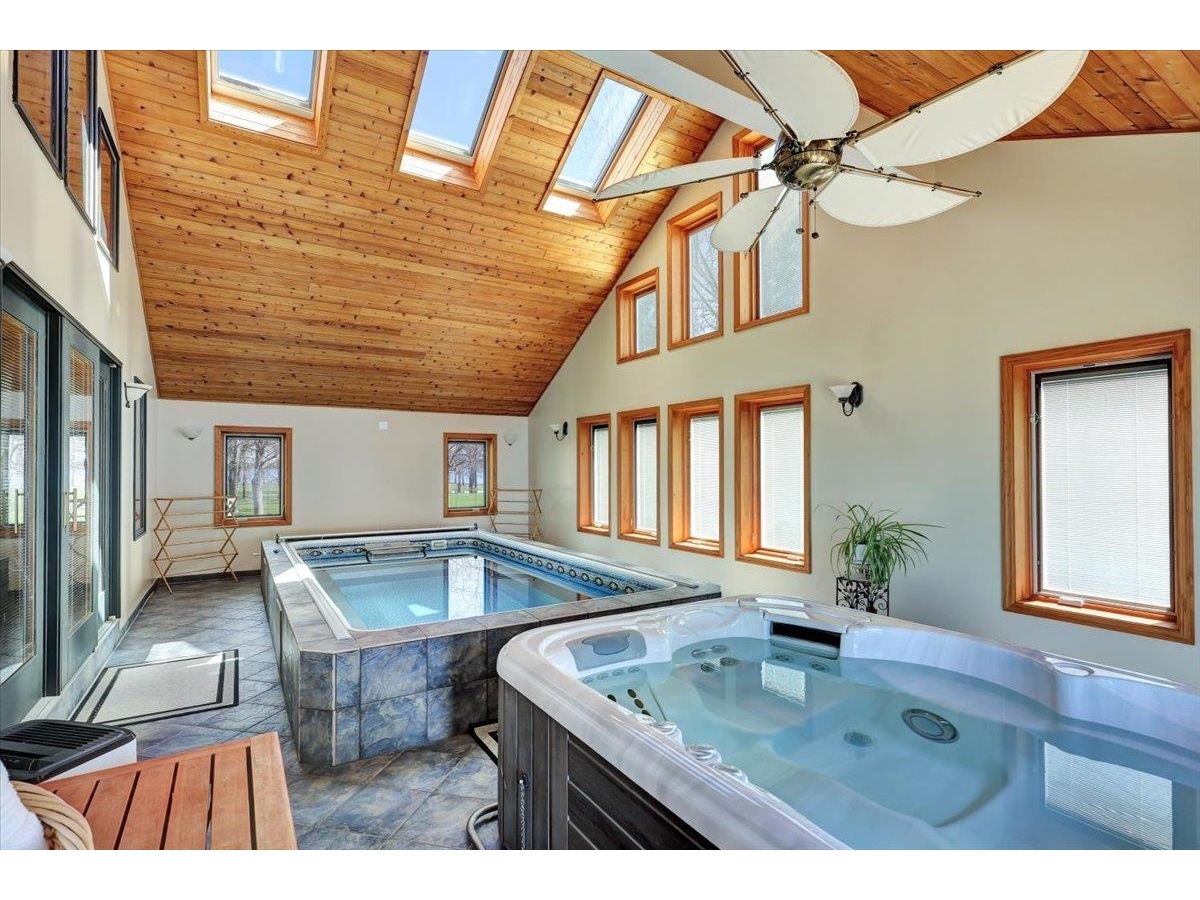 1360 Windmill Point Road