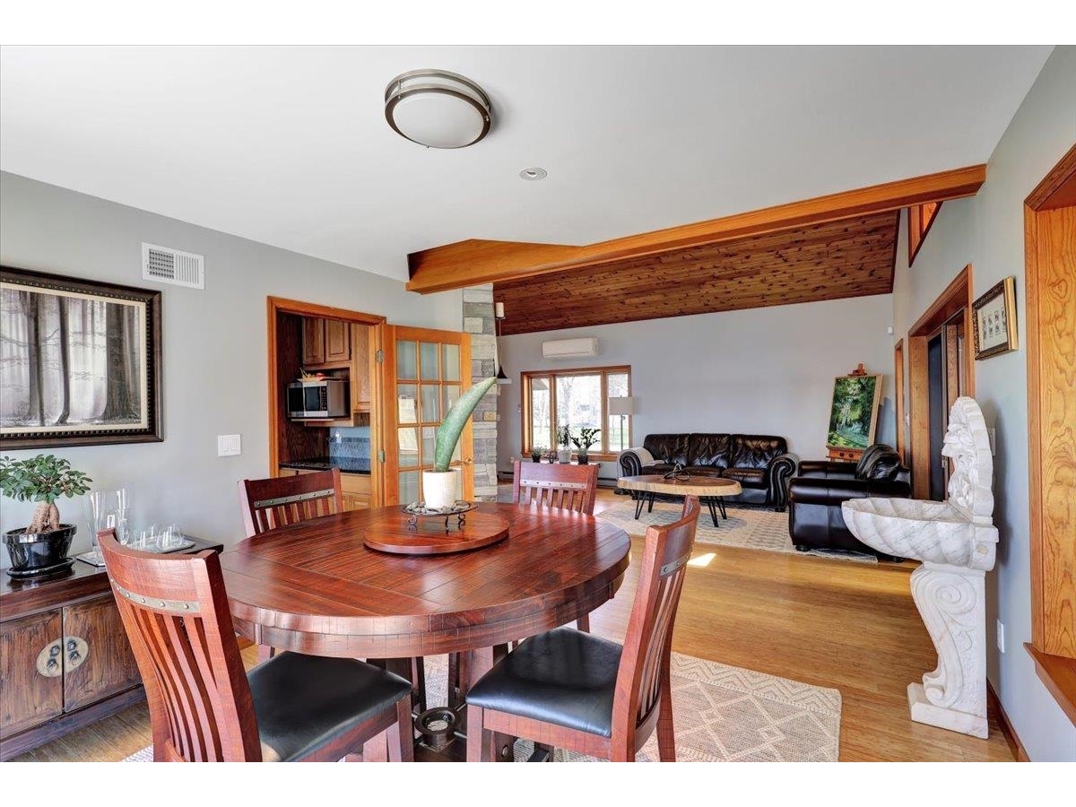 1360 Windmill Point Road