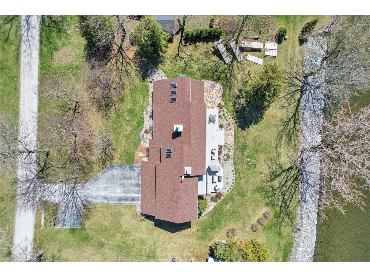 1360 Windmill Point Road