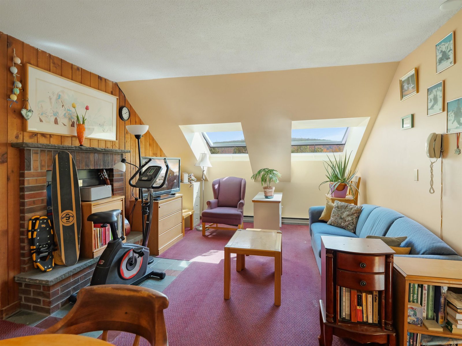 137 East Mountain Road, Unit 2G4