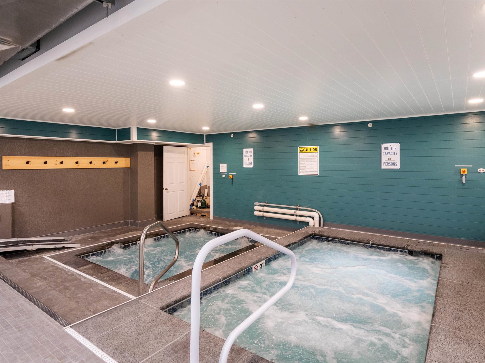 137 East Mountain Road, Unit 2G4