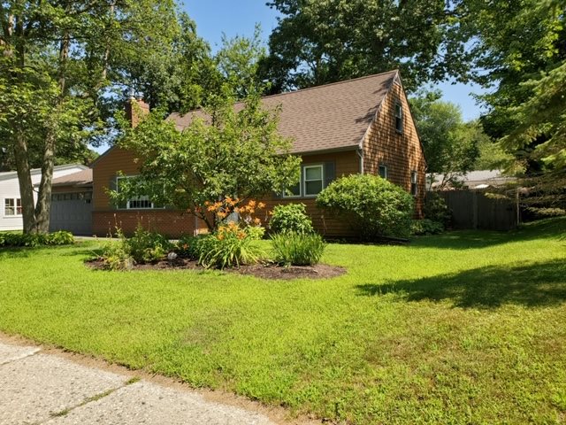 137 Lakewood Parkway