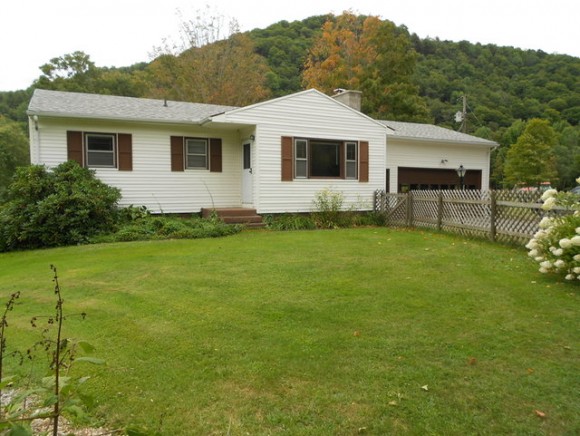 1371 Leary Road