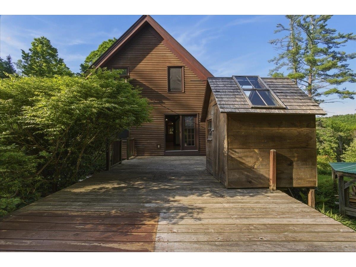 1378 Hallstrom Road