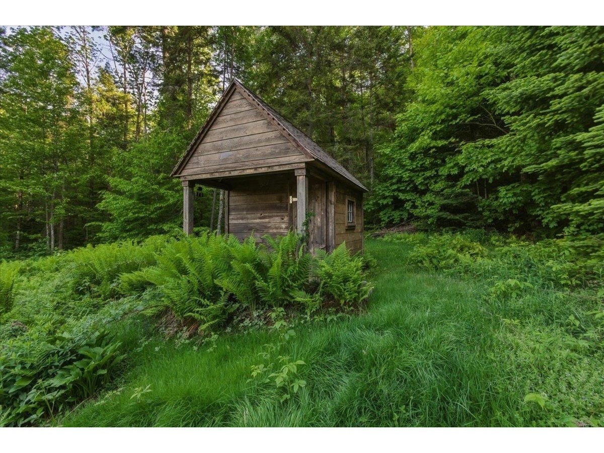 1378 Hallstrom Road