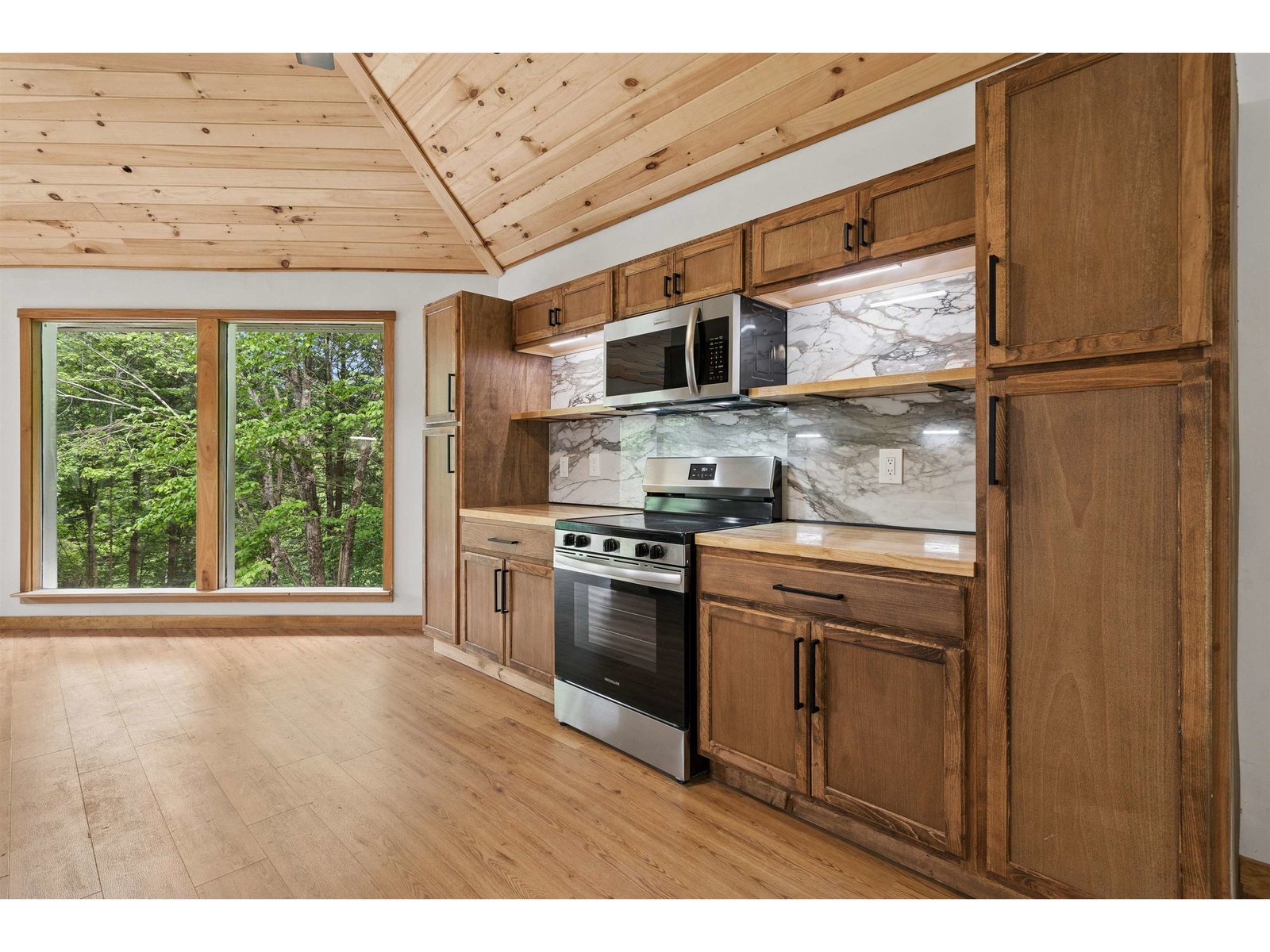 138 Red Maple Lane